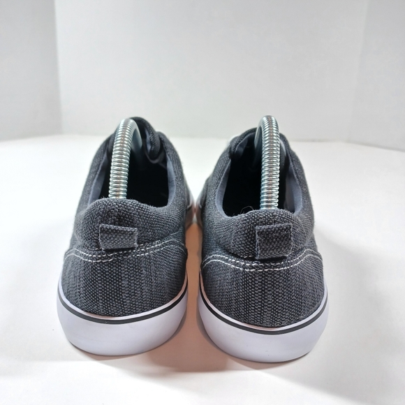 Universal Thread Charcoal Grey Women's Sneakers Size 10 Tennis Shoes - Picture 4 of 11